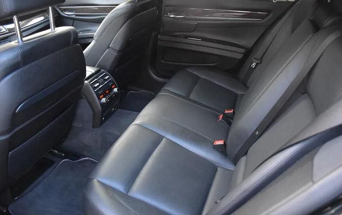 BMW Seria 7 cena 89900 przebieg: 227000, rok produkcji 2013 z Kutno małe 667